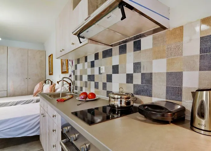Costas Apartmán *